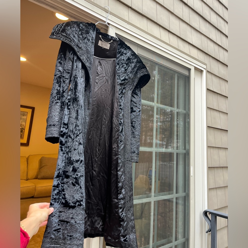 Black Silky Coat Jaeger Limited Edition - Picture 17 of 17